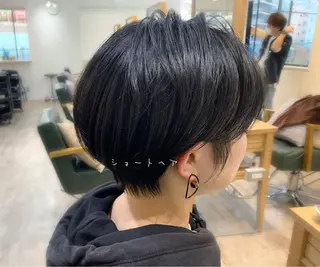 ショート カラー 前田 健太のヘアスタイル