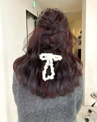 ロング カラー mizuki/ピンク ベージュ.レイヤーのヘアスタイル