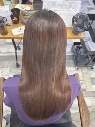 セミロング カラー 小澤 日菜のヘアスタイル