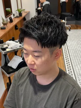 ショート メンズ メンズカット✂️ スキンフェード伊藤陸のヘアスタイル