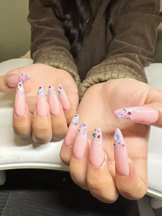 ネイル Re:JUvia JUMIのネイルデザイン