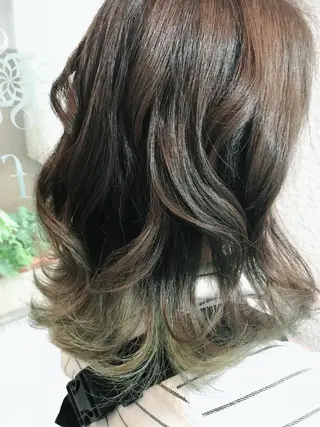ミディアム カラー 山本 みきのヘアスタイル