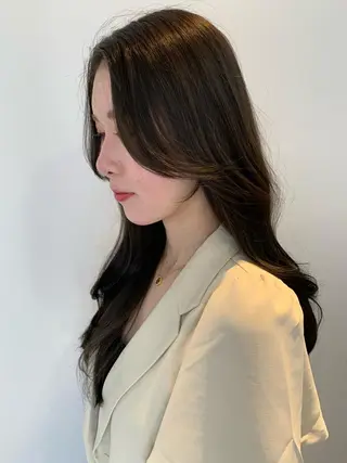 ロング カラー ヘアアレンジ 韓国×巻ける髪質改善 💍maki💍のヘアスタイル