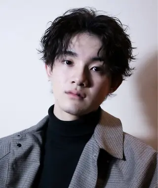 ショート パーマ メンズ SALOWIN名古屋Suite店所属・名古屋のメンズ特化 美容師/わたるのヘアスタイル