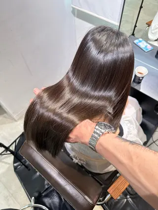 ロング DXシェアサロン渋谷所属・縮毛矯正🌝髪質改善 🌝しじたかゆきのヘアスタイル
