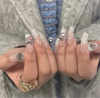 ネイル Lyna Nailのネイルデザイン