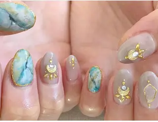 ネイル 久田 悠佳のネイルデザイン