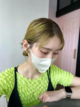 ミディアム カラー タカノ ノゾミのヘアスタイル