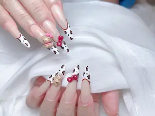 ネイル 🎀M nails✨ ビューティーのネイルデザイン