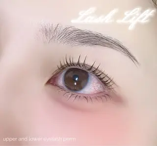 マツエク・マツパ Unefleur LARME airaの眉毛・アイブロウイメージ