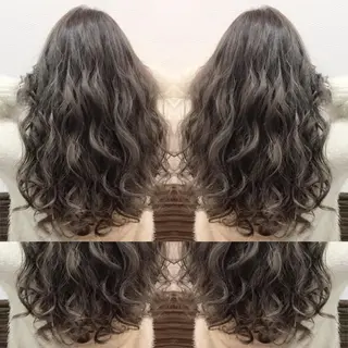 ロング カラー supbytomee所属・カラー特化型サロン #SUP.のヘアスタイル