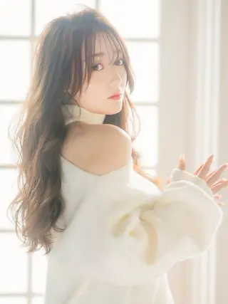 ロング U-REALM kawasakiのヘアスタイル