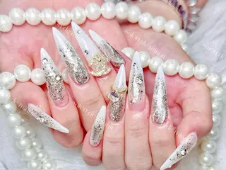 ネイル Salon de Minuit🦩のネイルデザイン