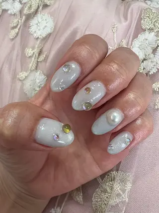 ネイル Luminous ⭐︎のネイルデザイン