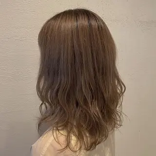 セミロング カラー 鹿児島 聖来のヘアスタイル