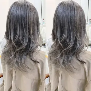 セミロング H所属・H (エイチ) 烏丸御池店のヘアスタイル