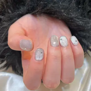 ネイル 内田 里穂のネイルデザイン