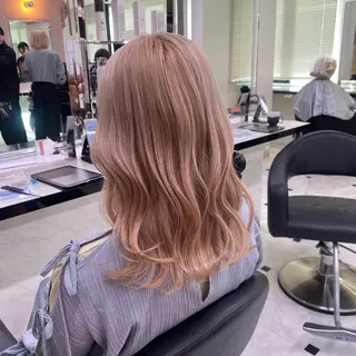 ロング カラー 透明感ベージュカラー ♡上野♡AIのヘアスタイル