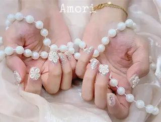 ネイル 佐藤 しおんのネイルデザイン