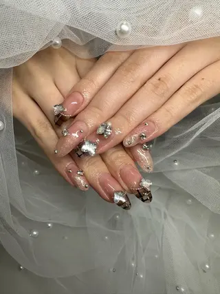 ネイル Moana所属・宮崎 美涼のネイルデザイン