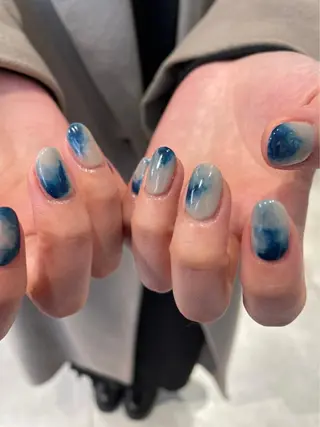 ネイル Shiori・:* 💫のネイルデザイン