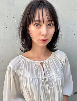 ミディアム カラー ヘアー.ネイル二刀流 misa🫧のヘアスタイル