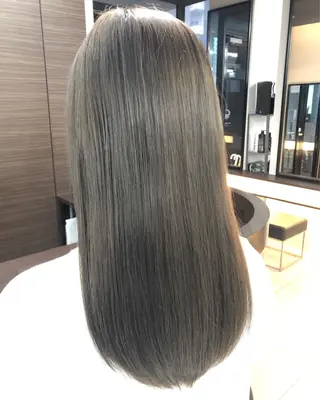 セミロング カラー 八谷 将平のヘアスタイル