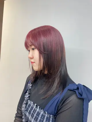 ロング カラー Riri /ブリーチのヘアスタイル