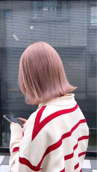 ショート 艶髪カラー✨ misaki .のヘアスタイル