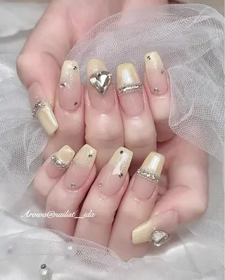 ネイル Arowa 伊田のネイルデザイン