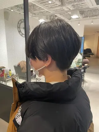 ショート 暖色カラー🍊 ボブ🌿顔周りcutのヘアスタイル