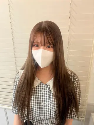 カラー 山浦 那奈のヘアスタイル