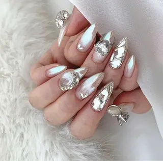 ネイル LynaOtsuka Nailのネイルデザイン