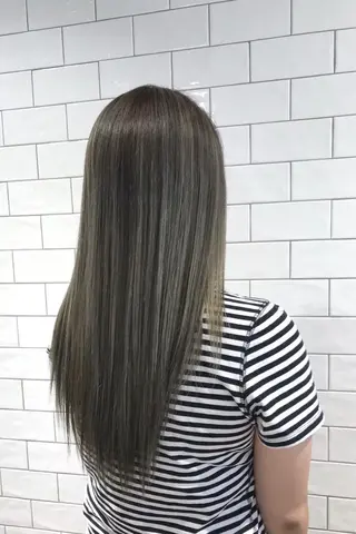 ロング カラー 原山 直人のヘアスタイル