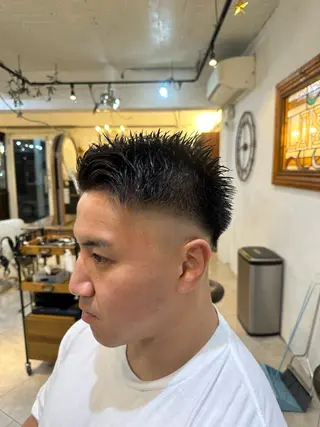 メンズ スパイキー/ ピンパーマ/緑川雄也のヘアスタイル