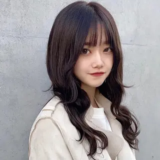 ロング カラー マテリアル 中央駅店のヘアスタイル