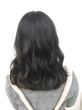 セミロング パーマ 岩崎 裕司のヘアスタイル