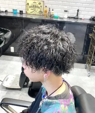 ミディアム パーマ メンズ 前田賢生 ご新規様はNGのヘアスタイル