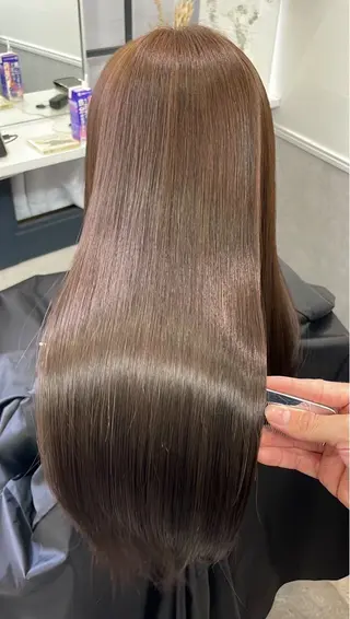 ロング soigne 表参道【ソワネ】所属・艶髪🩰透明感カラー 🫧あやみのヘアスタイル