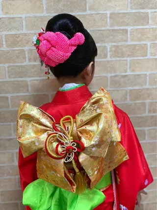 ロング ヘアアレンジ Achieve 三ノ宮のヘアスタイル