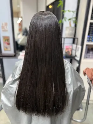 ロング 渡辺 梨央のヘアスタイル