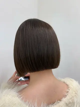 ショート カラー nok所属・レイヤー/ベージュ/ どますず🌺のヘアスタイル