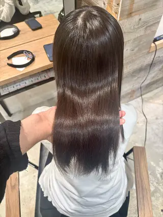 セミロング カラー zina渋谷所属・韓国レイヤー顔周り カット髪質改善しゅんのヘアスタイル