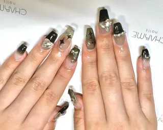 ネイル CHARME 〔RINA〕のネイルデザイン