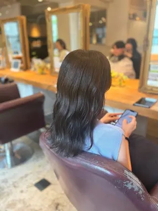 セミロング カラー 髪質改善カラー ベージュ🤎YUMEのヘアスタイル