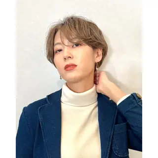 ショート re.share所属・茅ヶ崎/ショートボブ /ハイトーン/片野のヘアスタイル