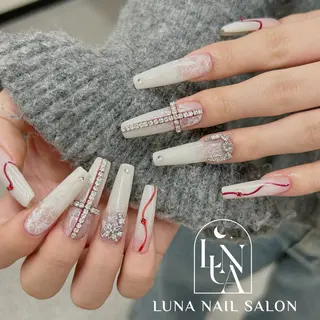 ネイル LUNA Nail salon💕のネイルデザイン