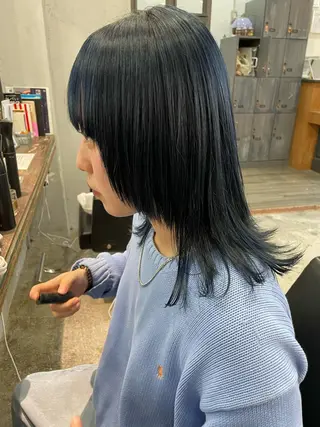 ミディアム 大内 志穂のヘアスタイル