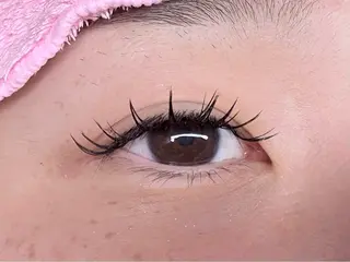 マツエク・マツパ トータルビューティー サロン・Nの眉毛・アイブロウイメージ