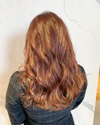 ロング カラー パーマ ヘアアレンジ メンズ キッズ ネイル マツエク・マツパ 角床直哉 カラーカットNO 1のヘアスタイル